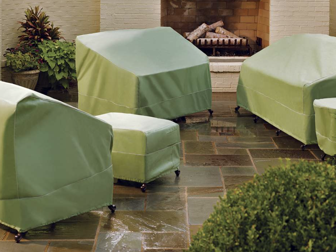 How to Choose the Right Outdoor Table Covers for Your Needs